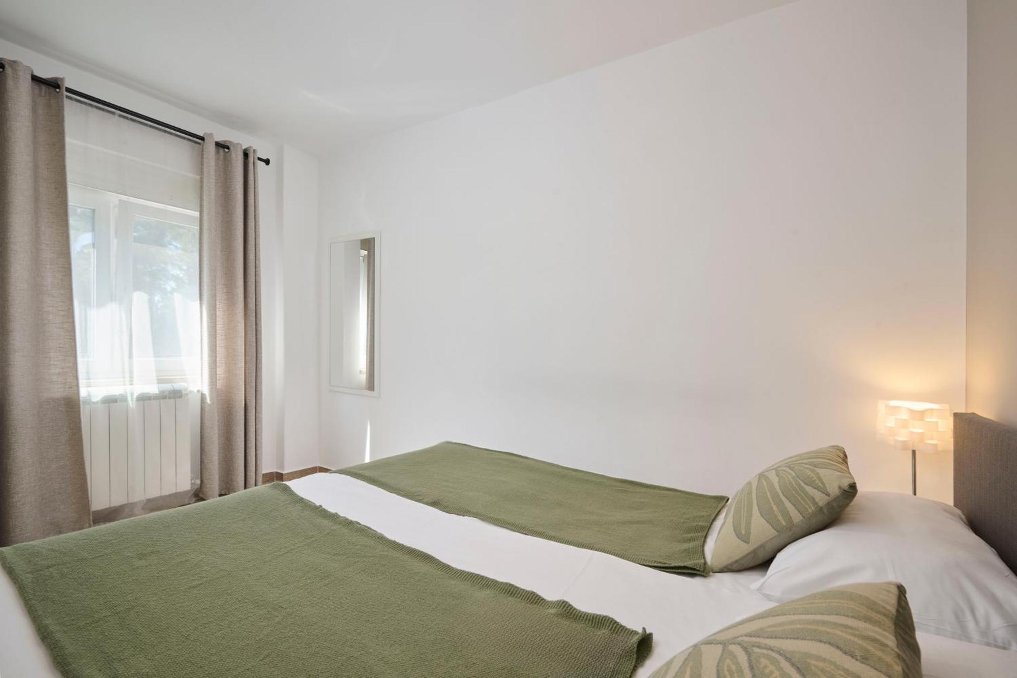 Apartment Martello Forest View Пореч Экстерьер фото